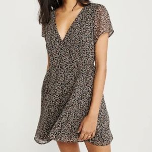 flowy tie waist wrap dress - floral